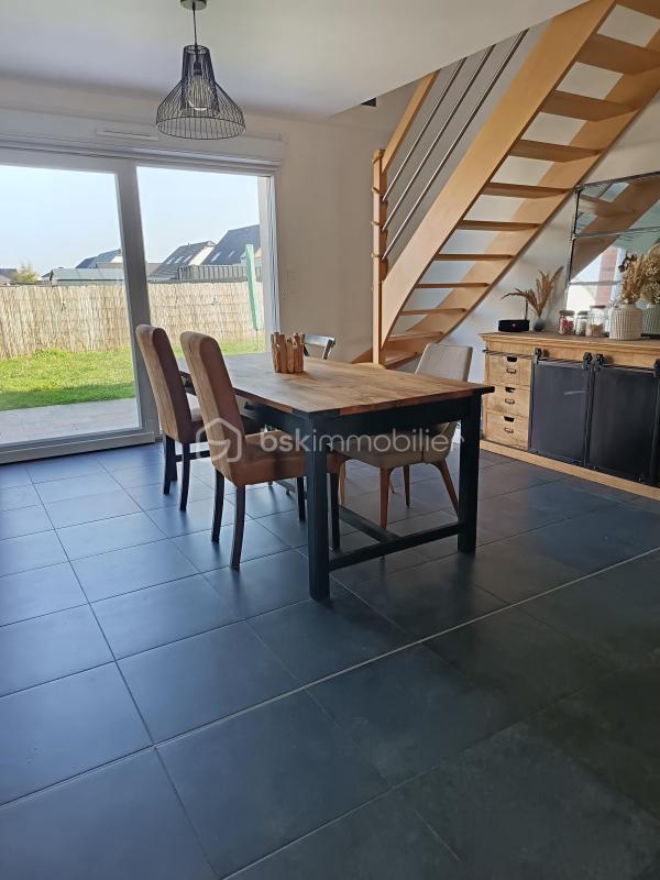 Maison - 102 m² - 5 pièces