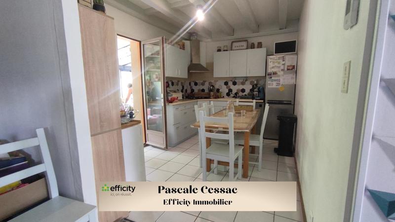 Maison - 160 m² - 7 pièces