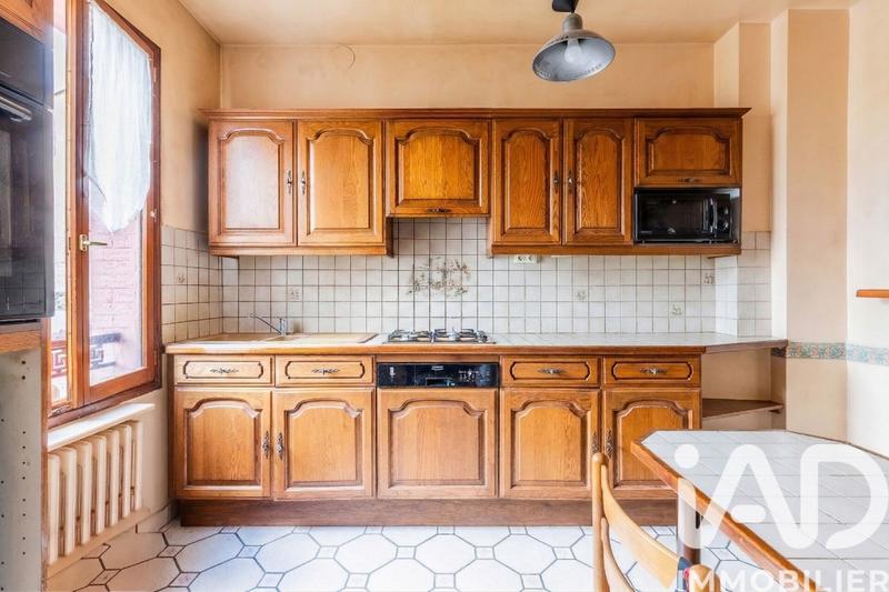 Maison - 77 m² - 5 pièces