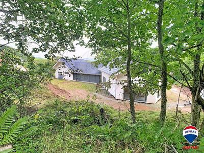 Maison - 300 m² - 10 pièces