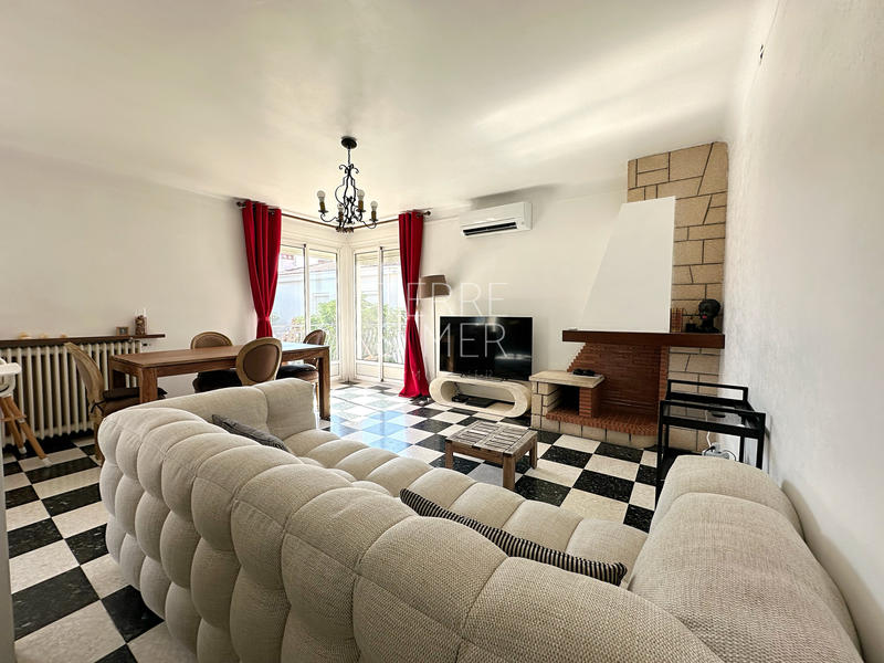 Appartement - 84 m² - 4 pièces