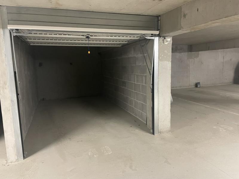 Parking / Garage - 16 m²