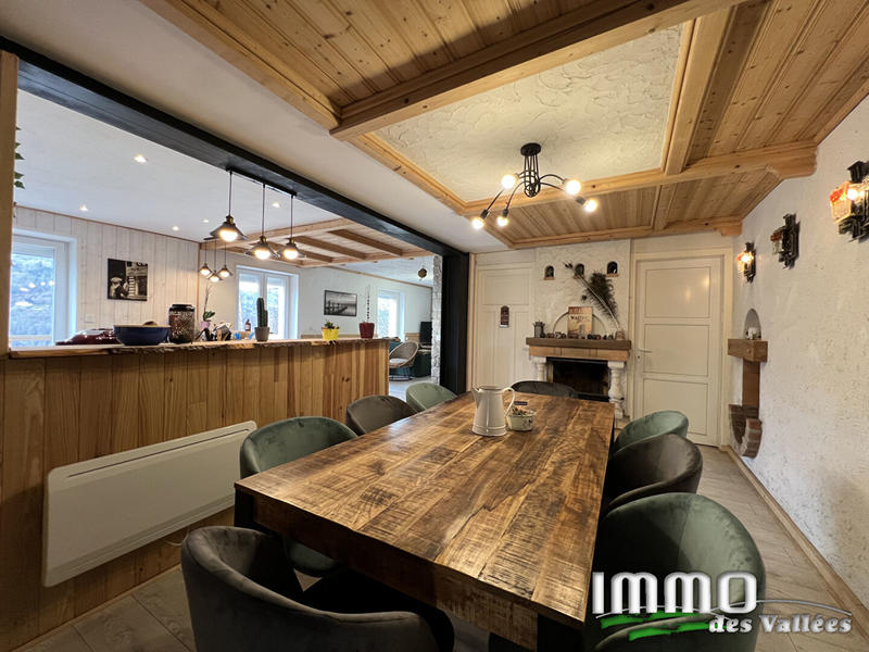 Ferme - 300 m² - 5 pièces