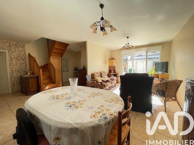 Maison - 140 m² - 5 pièces