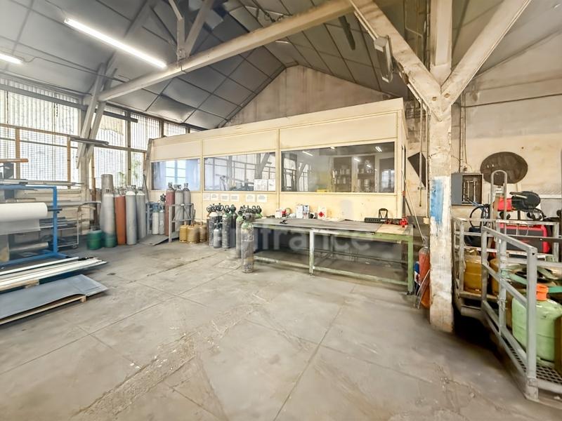 Bureau - 279 m² - 1 pièce