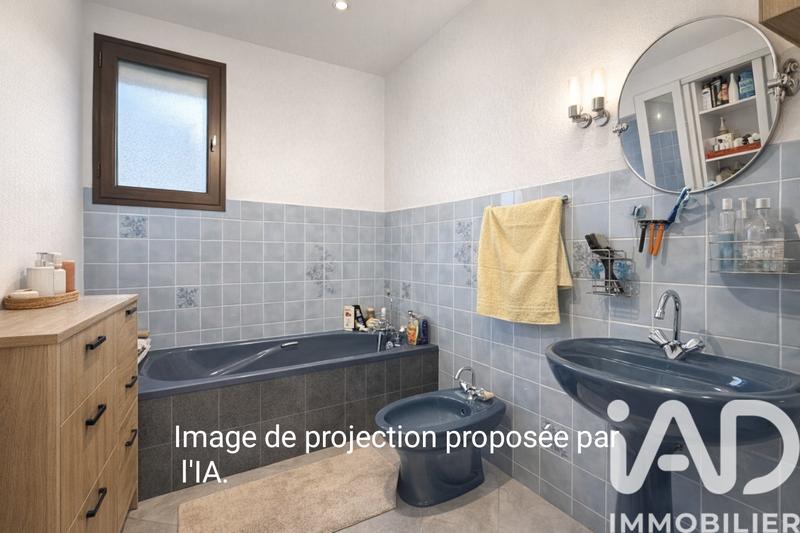 Maison - 80 m² - 4 pièces
