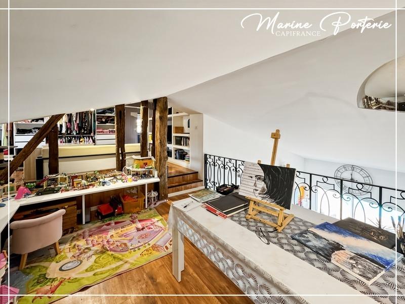 Maison en pierre - 200 m² - 7 pièces