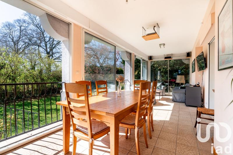 Maison - 170 m² - 8 pièces