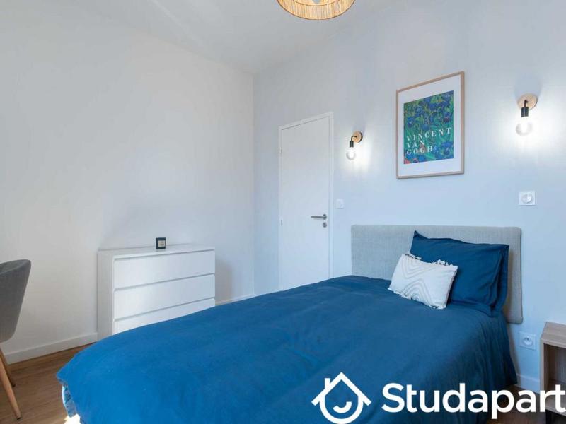 Appartement - 240 m² - 1 pièce