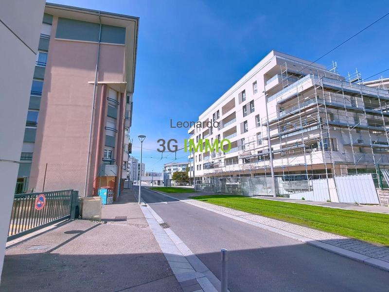 Appartement - 93 m² - 3 pièces