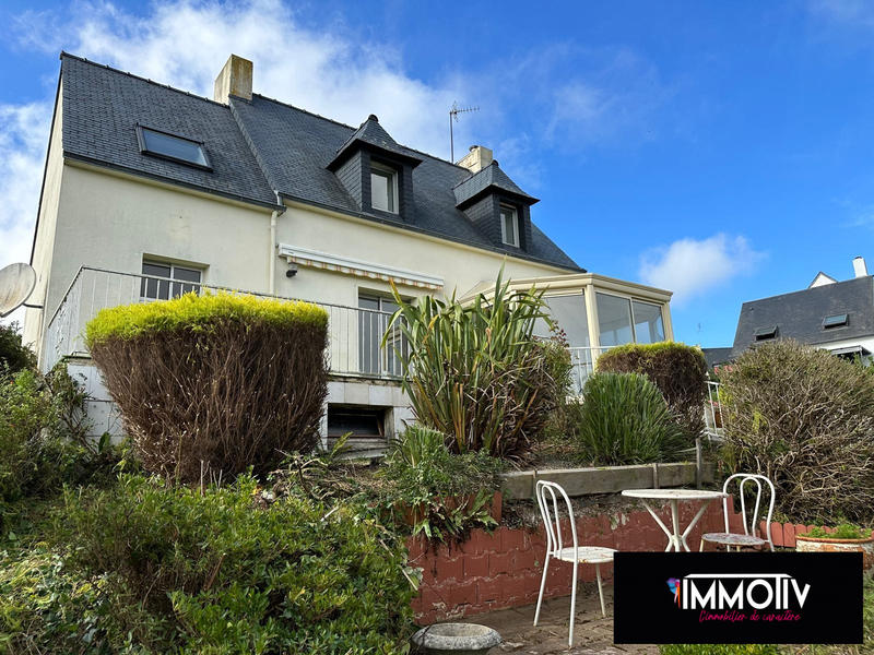 Maison traditionnelle - 106 m² - 5 pièces