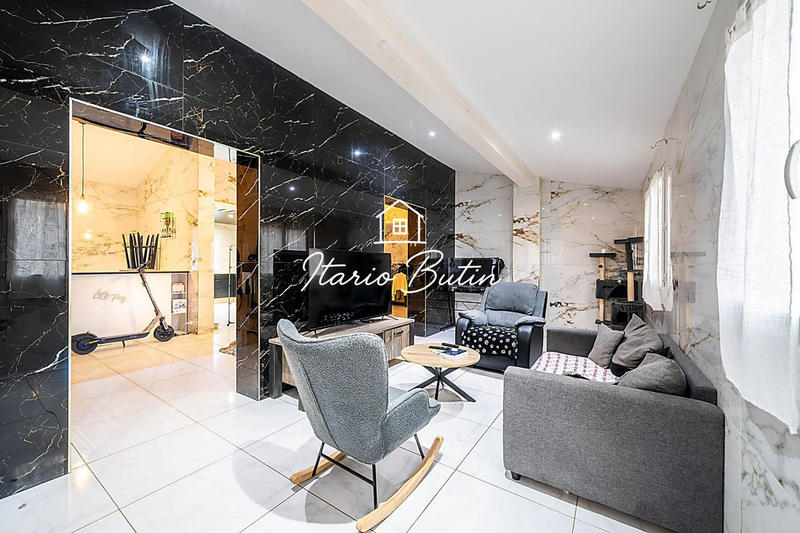 Villa - 145 m² - 6 pièces