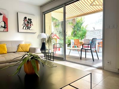 Appartement - 140 m² - 5 pièces