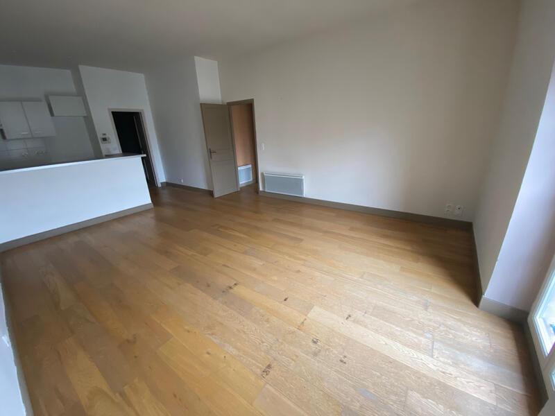 Appartement - 75 m² - 3 pièces