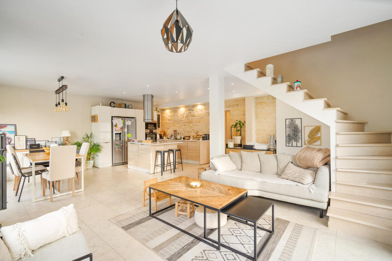 Maison - 122 m² - 6 pièces