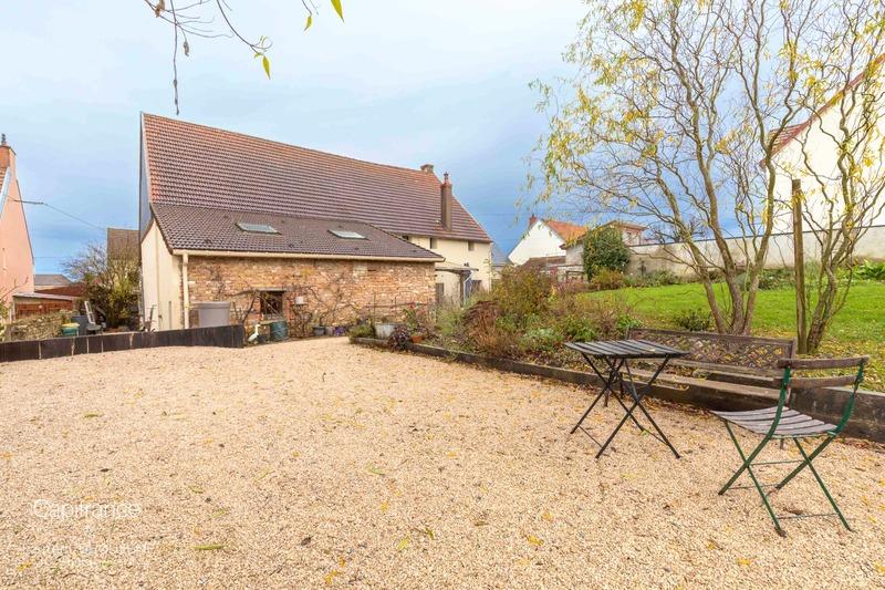 Maison - 192 m² - 7 pièces