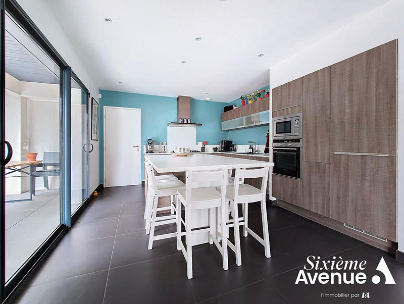 Maison - 165 m² - 7 pièces