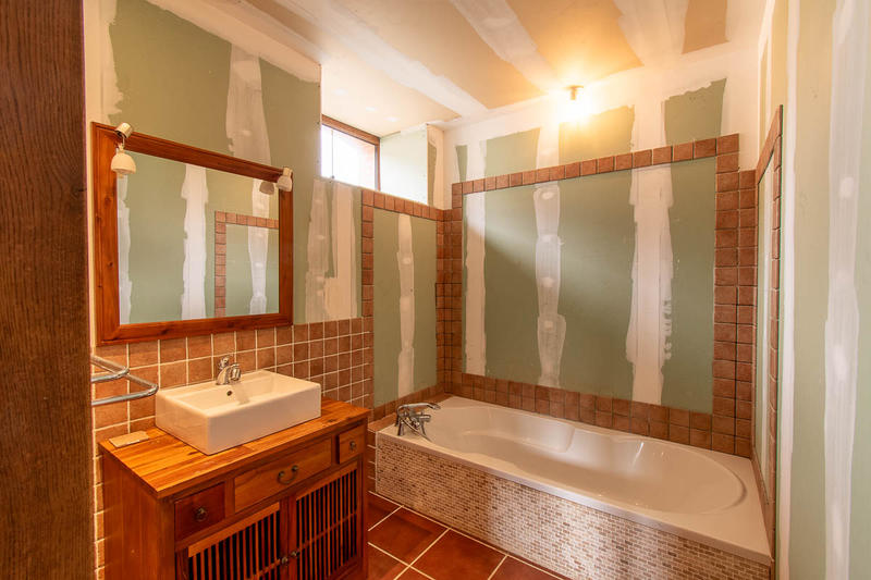 Maison - 181 m² - 6 pièces