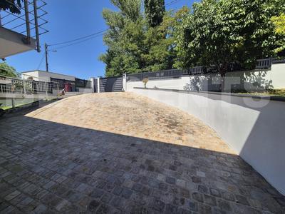 Maison contemporaine - 162 m² - 7 pièces