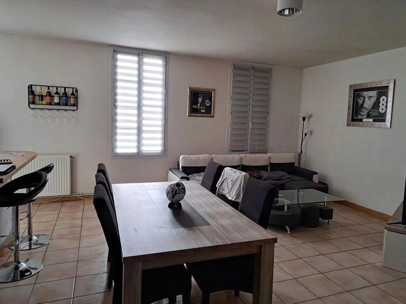 Maison - 534 m² - 12 pièces
