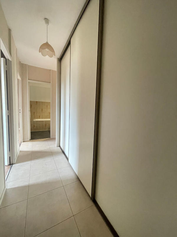 Appartement - 83 m² - 4 pièces