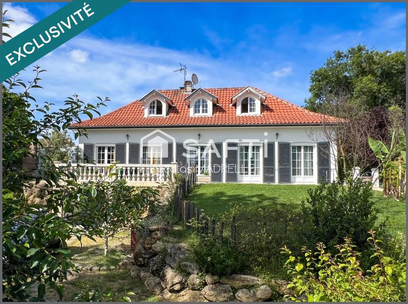 Maison - 156 m² - 8 pièces