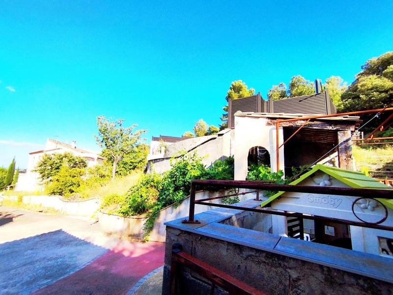 Villa - 145 m² - 6 pièces