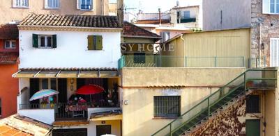 Maison de village - 330 m² - 9 pièces