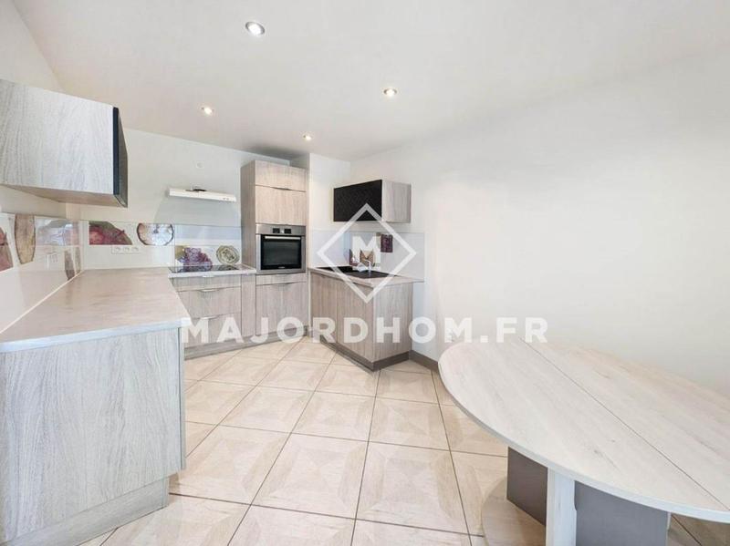 Appartement - 90 m² - 4 pièces