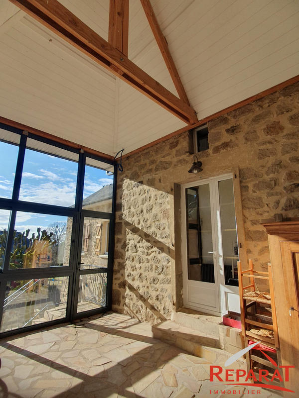 Maison ancienne - 291 m² - 12 pièces