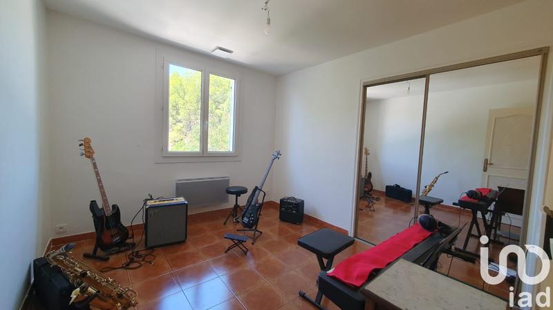 Maison - 260 m² - 10 pièces