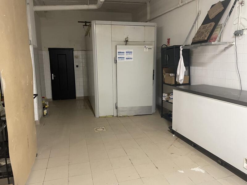 Local commercial - 177 m²