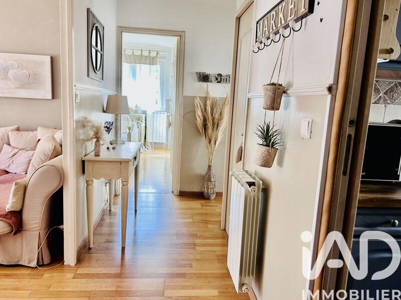 Appartement - 80 m² - 4 pièces