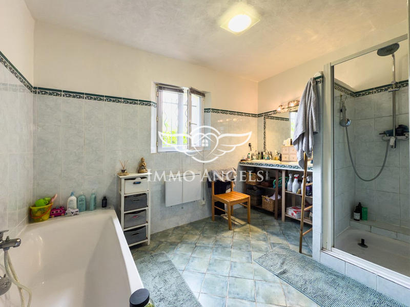 Maison - 134 m² - 5 pièces