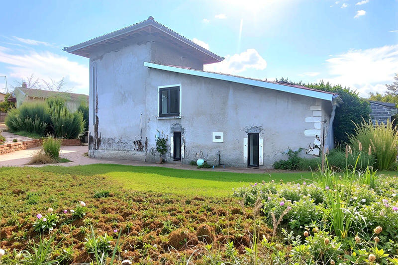 Maison - 234 m² - 6 pièces