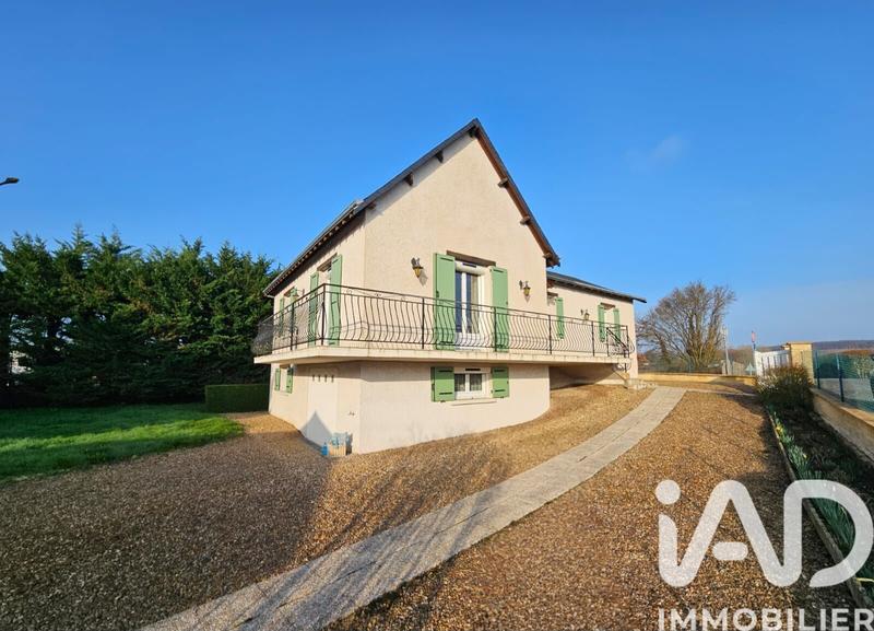 Maison - 121 m² - 5 pièces