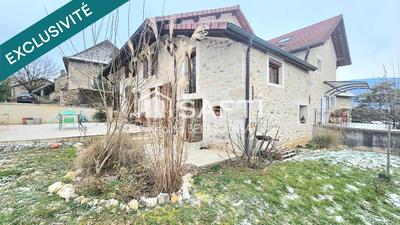 Maison - 170 m² - 10 pièces