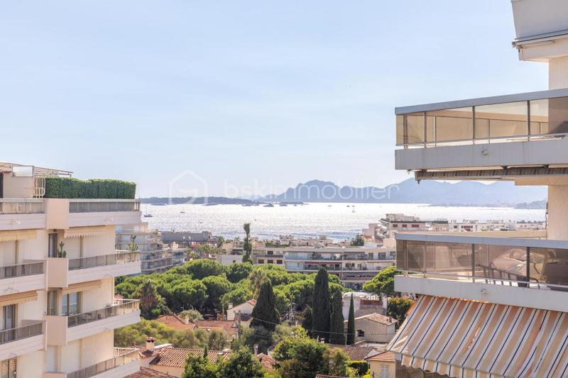 Appartement - 105 m² - 4 pièces