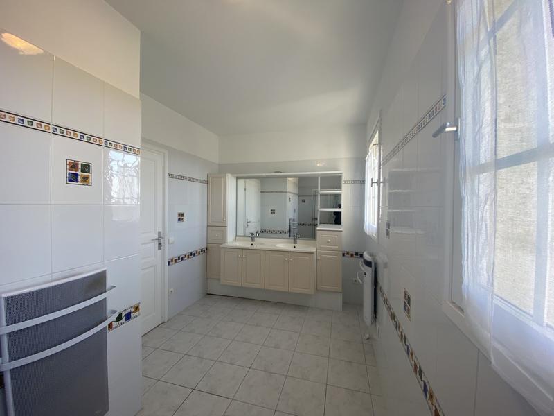 Maison - 162 m² - 5 pièces