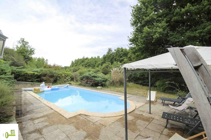 Maison - 166 m² - 7 pièces