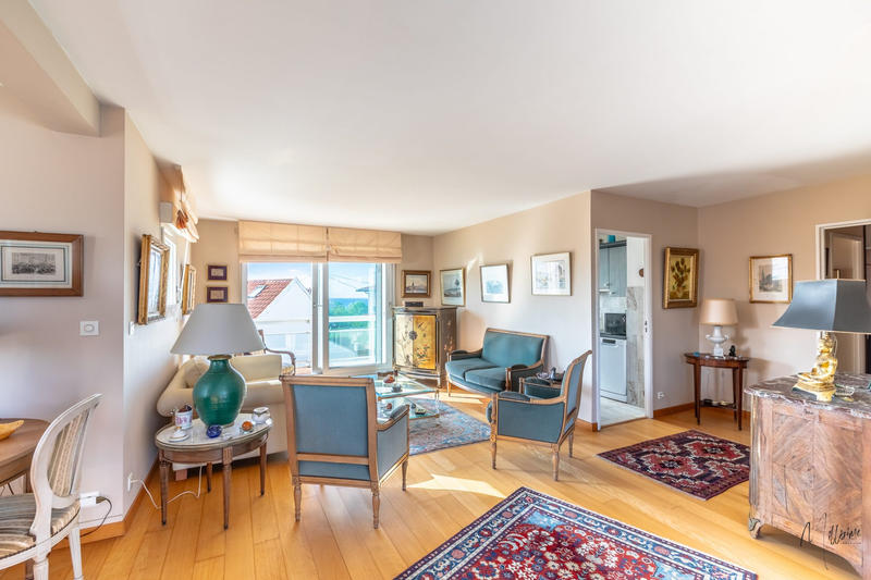 Appartement - 100 m² - 4 pièces