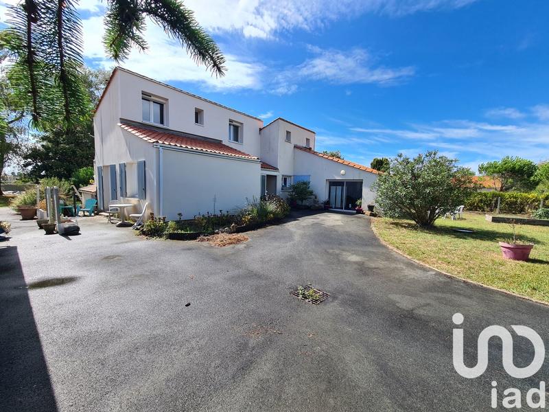 Maison - 152 m² - 6 pièces