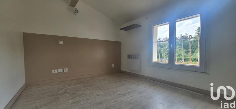 Maison - 230 m² - 3 pièces