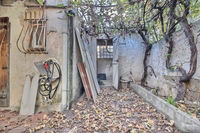 Maison - 180 m² - 7 pièces