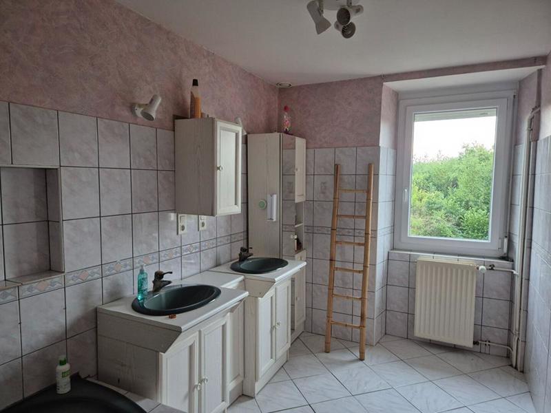 Maison - 280 m² - 6 pièces