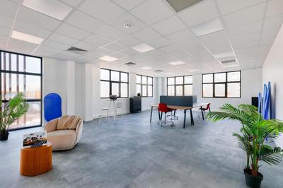 Local d'activités - 533 m²