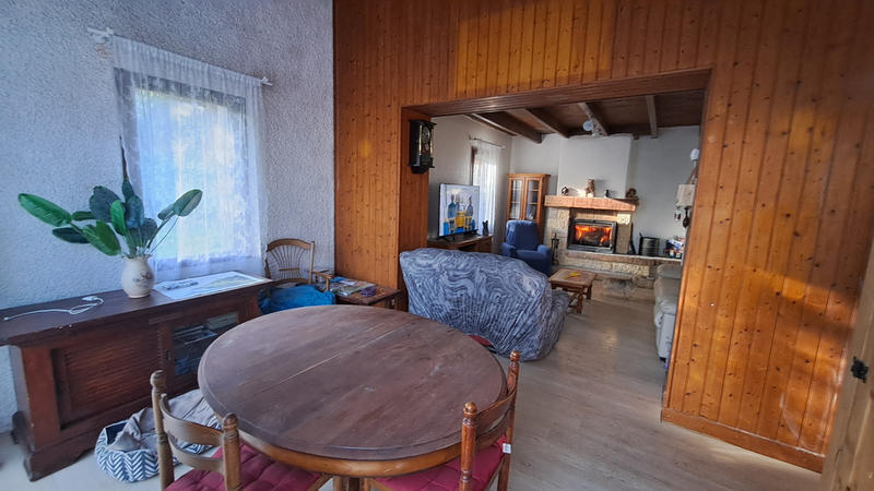 Maison - 96 m² - 4 pièces