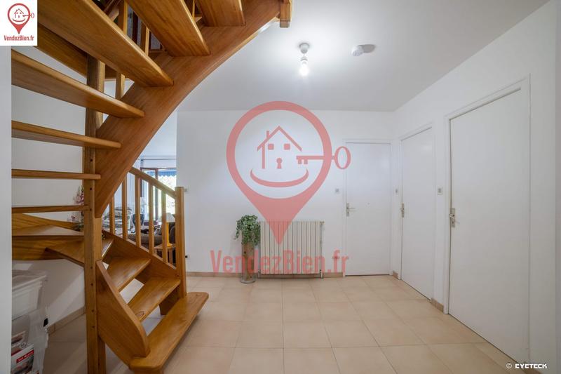 Maison traditionnelle - 130 m² - 5 pièces