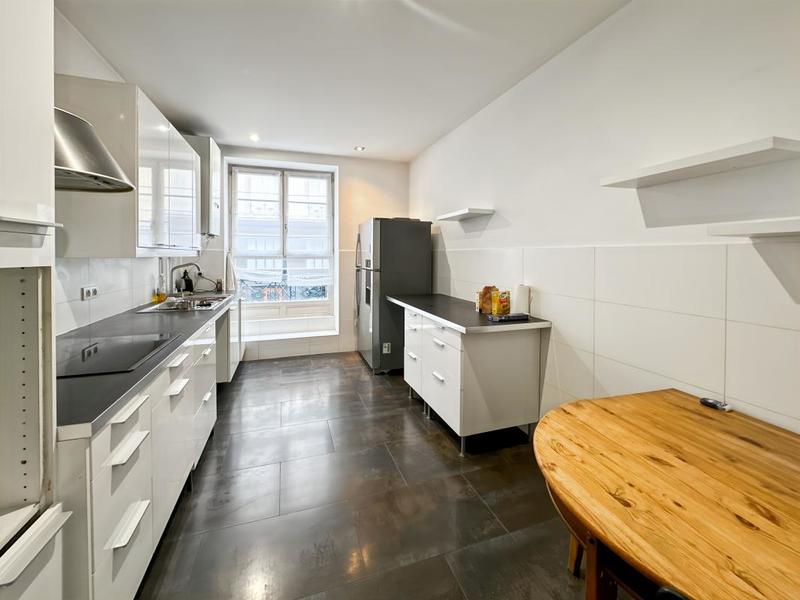 Appartement - 128 m² - 5 pièces