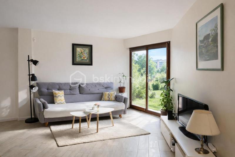 Studio - 38 m² - 1 pièce